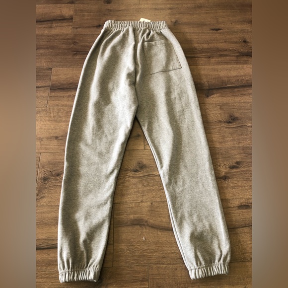 NWT KNIGHT SWIM CLUB SWEAT PANTS IN SIZE SMALL - Picture 3 of 6